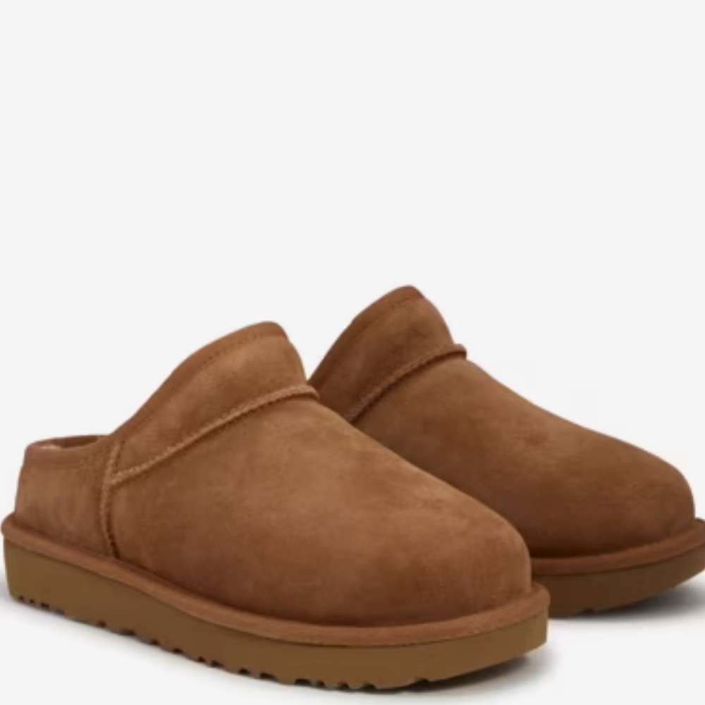 Ugg classic slipper bootie new in box - youth size 5